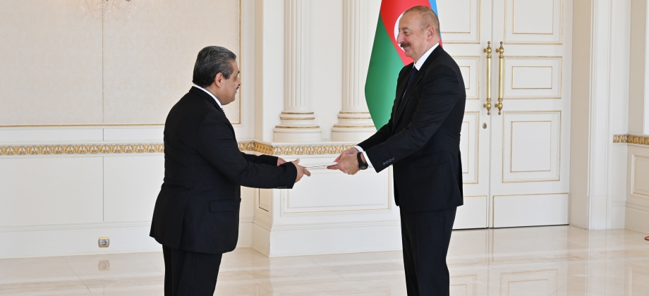 El embajador Luis Fernando Cuartas Ayala presentó sus cartas credenciales al presidente de la República de Azerbaiyán