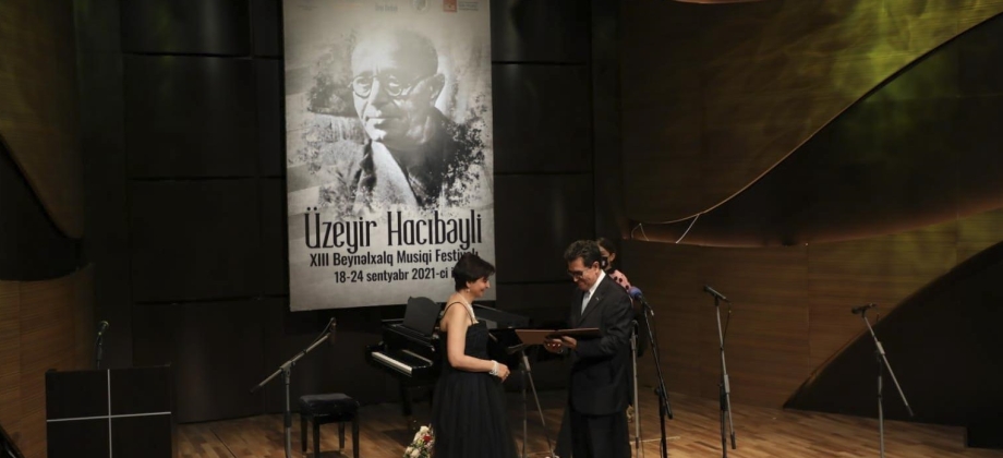 Compositor colombiano obtuvo el primer lugar en el 13° Concurso internacional de Composición Uzeyir Hajibayli de Azerbaiyán