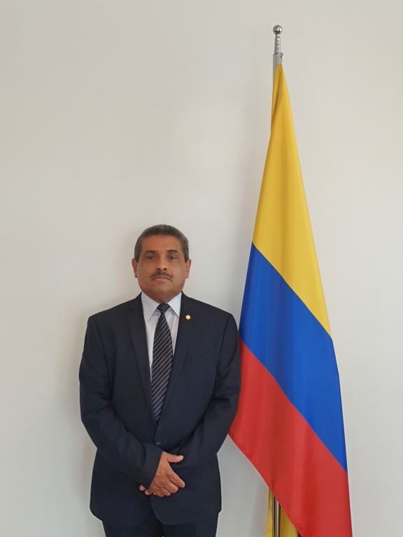 Embajador  Luis Fernando Cuartas Ayala