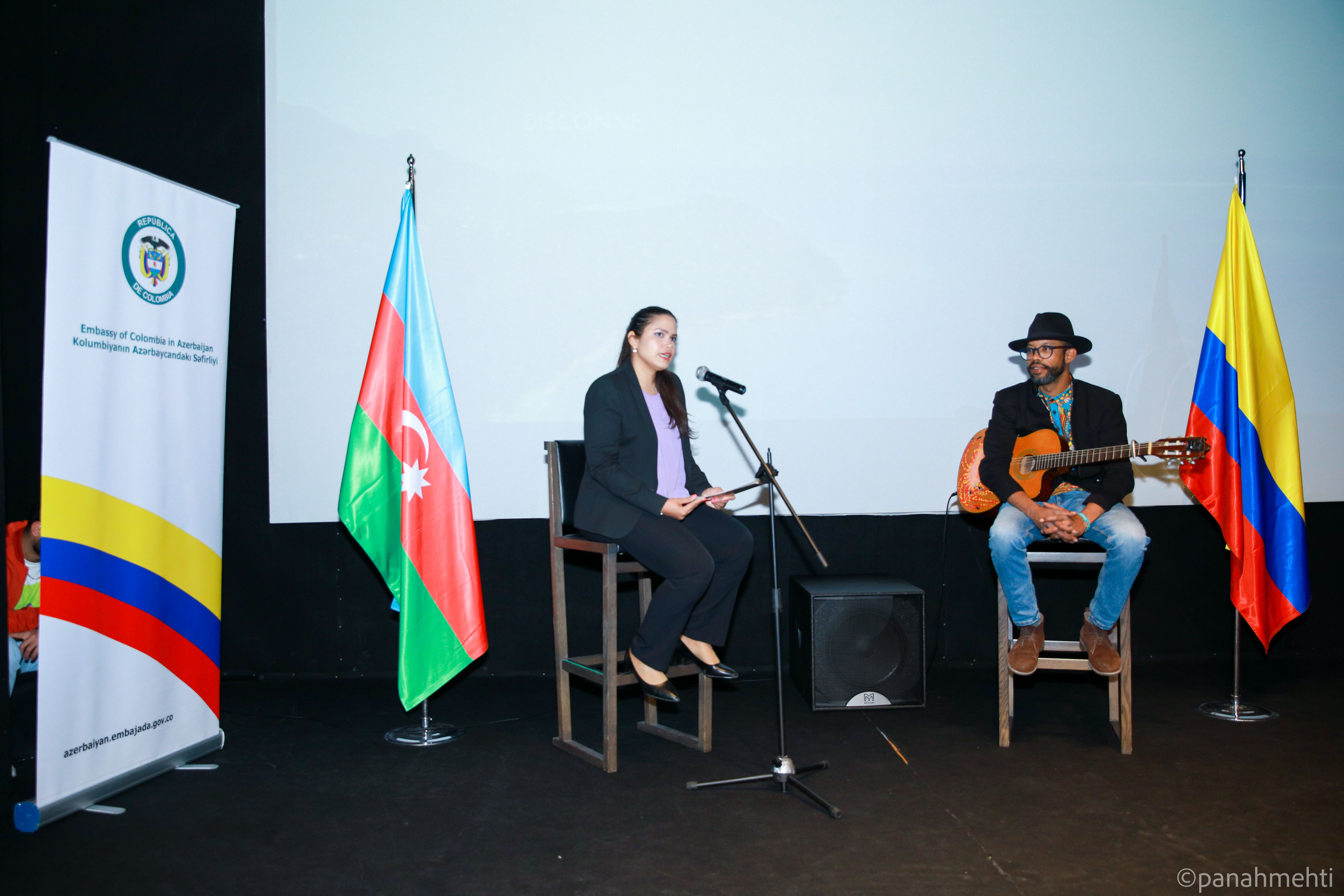 El día de la cabra y Elkin Robinson, músico de la Isla de Providencia, en Bakú