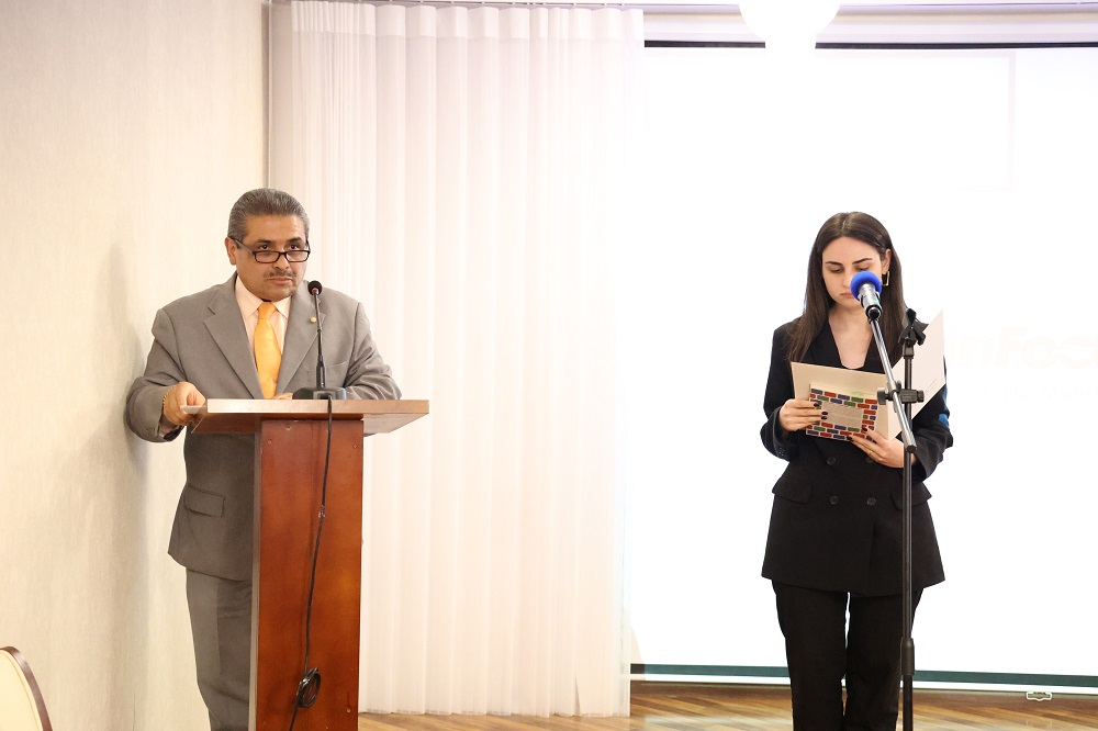 Embajada de Colombia en Azerbaiyán participa en el evento cultural en el Centro Estatal de Traducción de Azerbaiyán