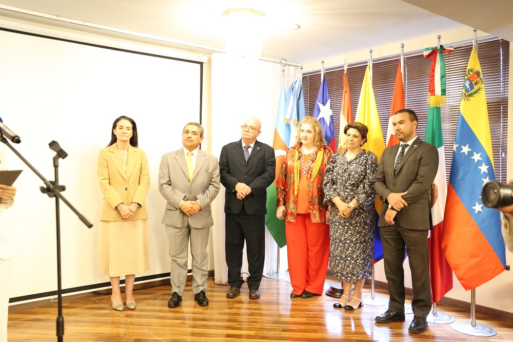 Embajada de Colombia en Azerbaiyán participa en el evento cultural en el Centro Estatal de Traducción de Azerbaiyán