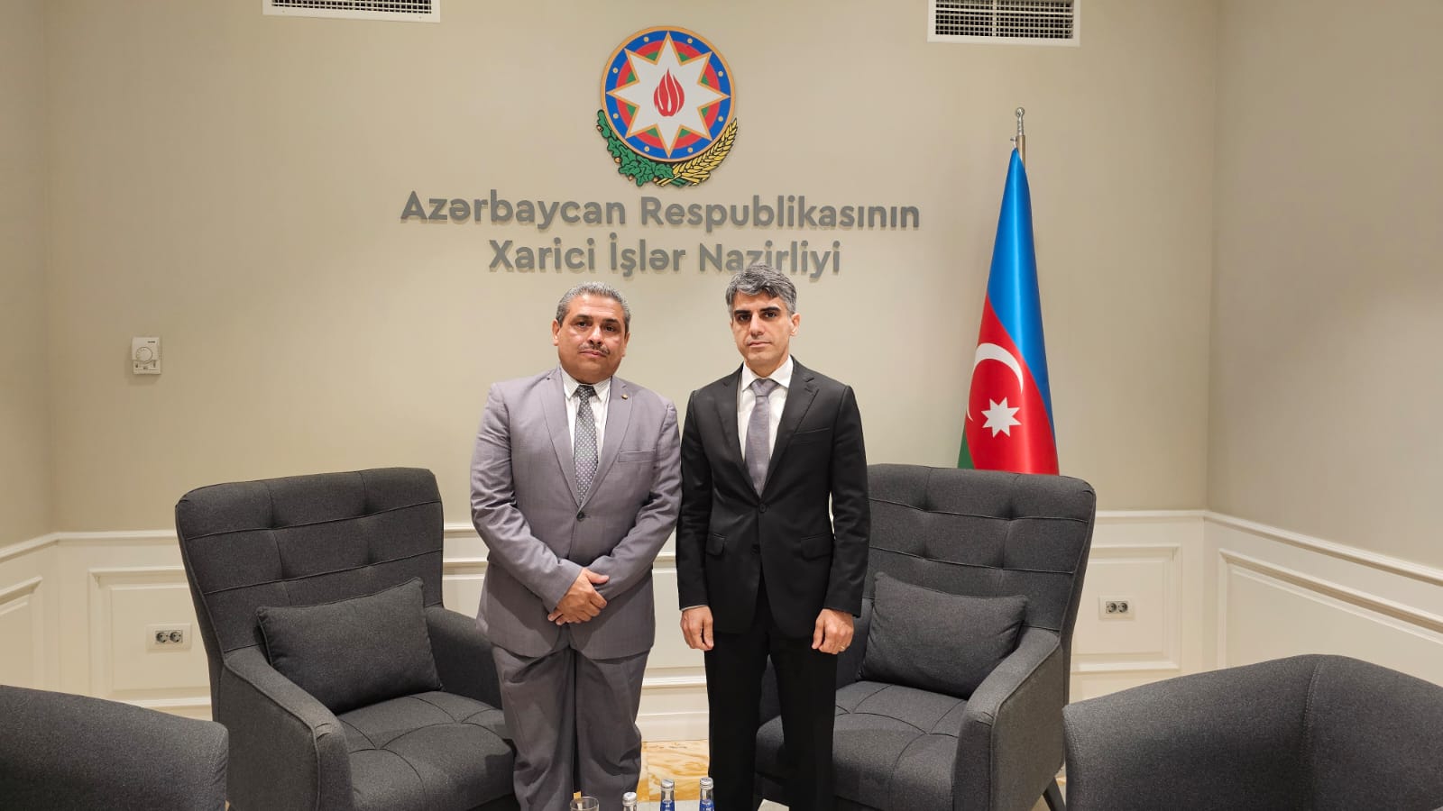 Encuentro entre el Embajador y el Director de Protocolo del Ministerio de Relaciones Exteriores de Azerbaiyán refuerza lazos diplomáticos