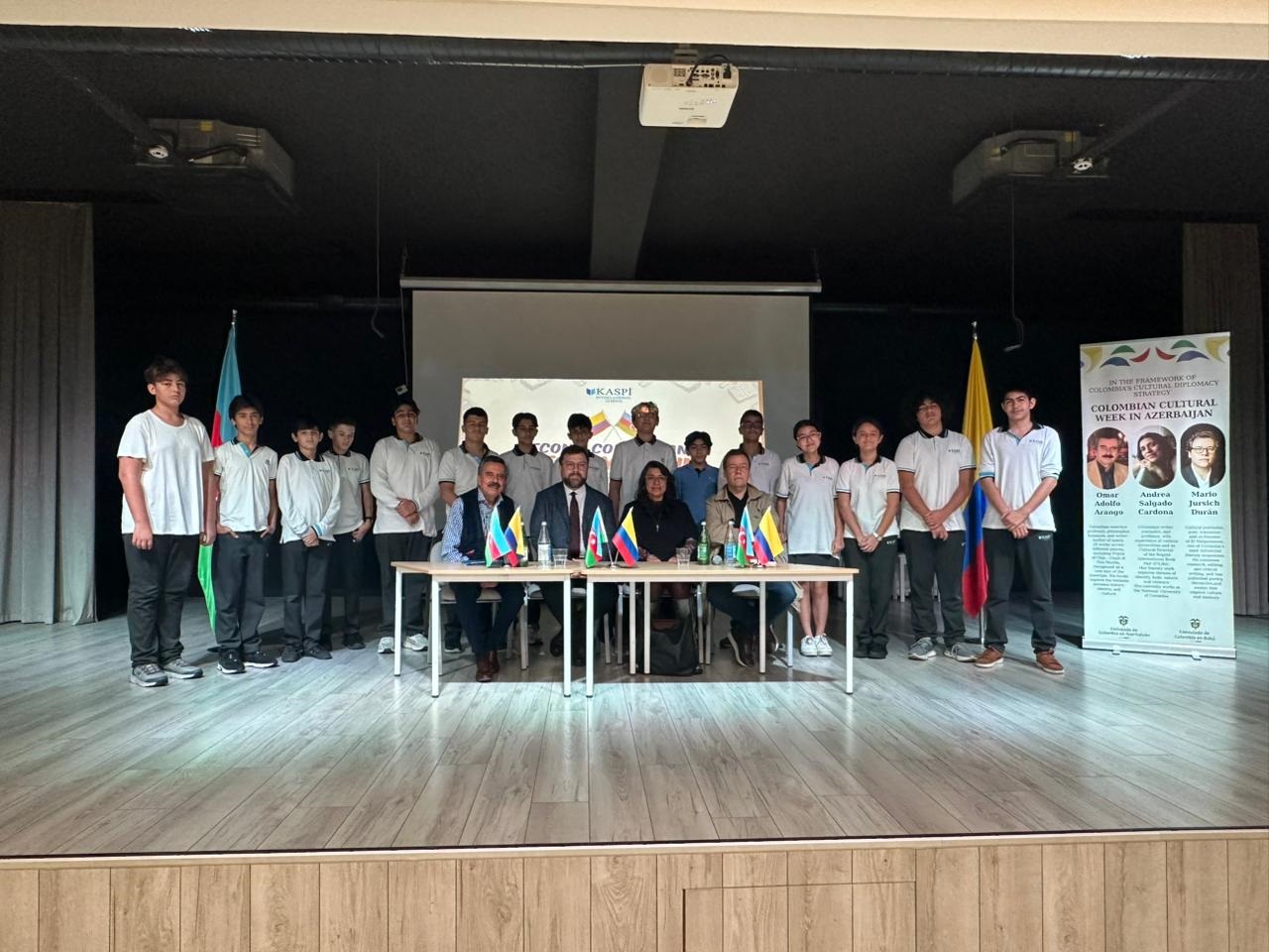 Colegio Internacional Kaspi. Bakú