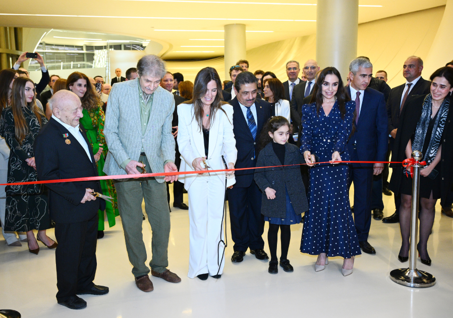 Colombia presente en la apertura del festival “ART Weekend” en Bakú con exposición de Fernando Botero