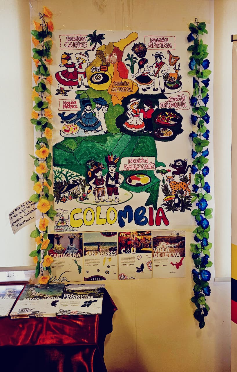 Embajada de Colombia participa en el Festival de Lenguas y Culturas en la ciudad de Ganja