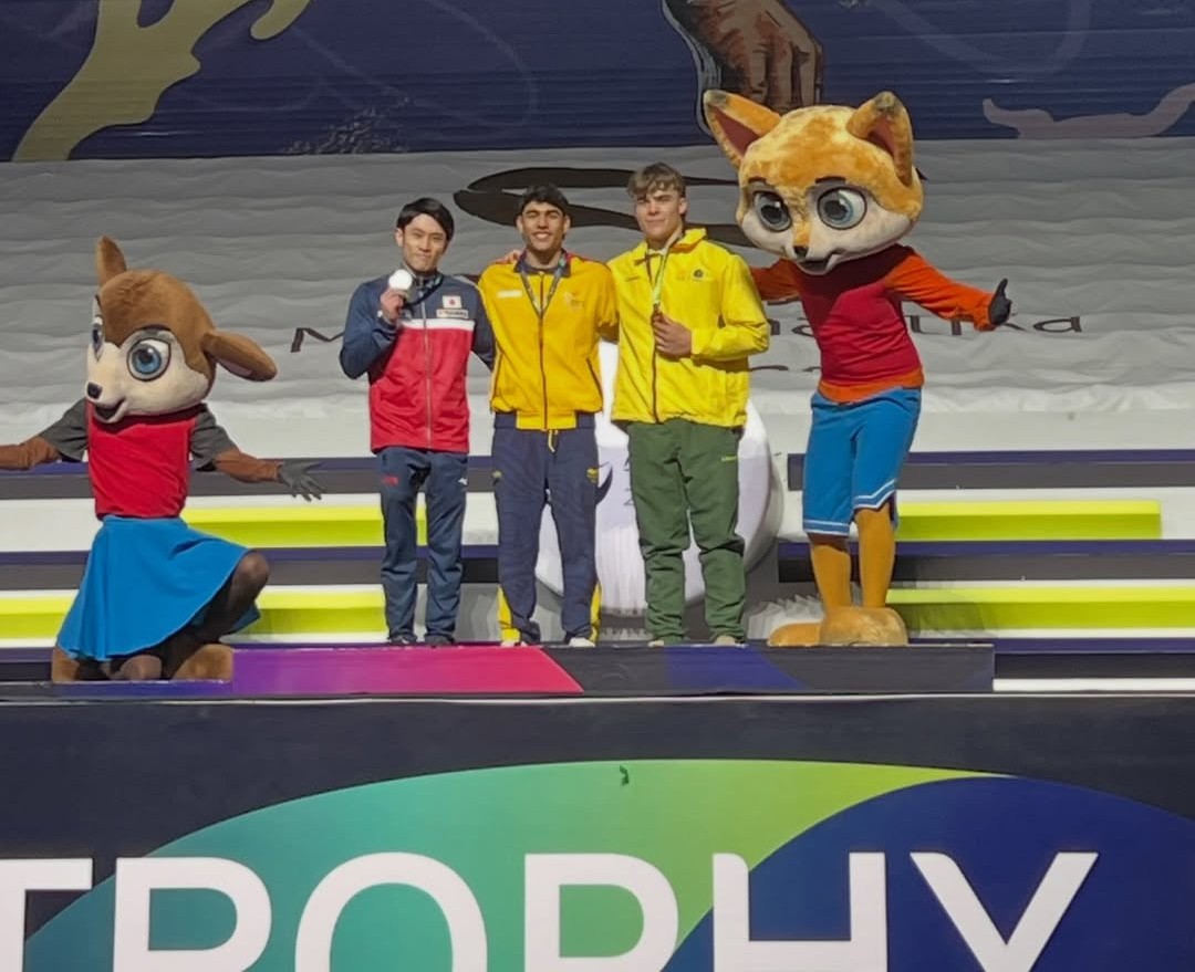 Equipo de gimnastas colombianos que viajaron a Bakú para participar en la Copa del Mundo de Gimnasia Artística de la Federación Internacional de Gimnasia (FIG)