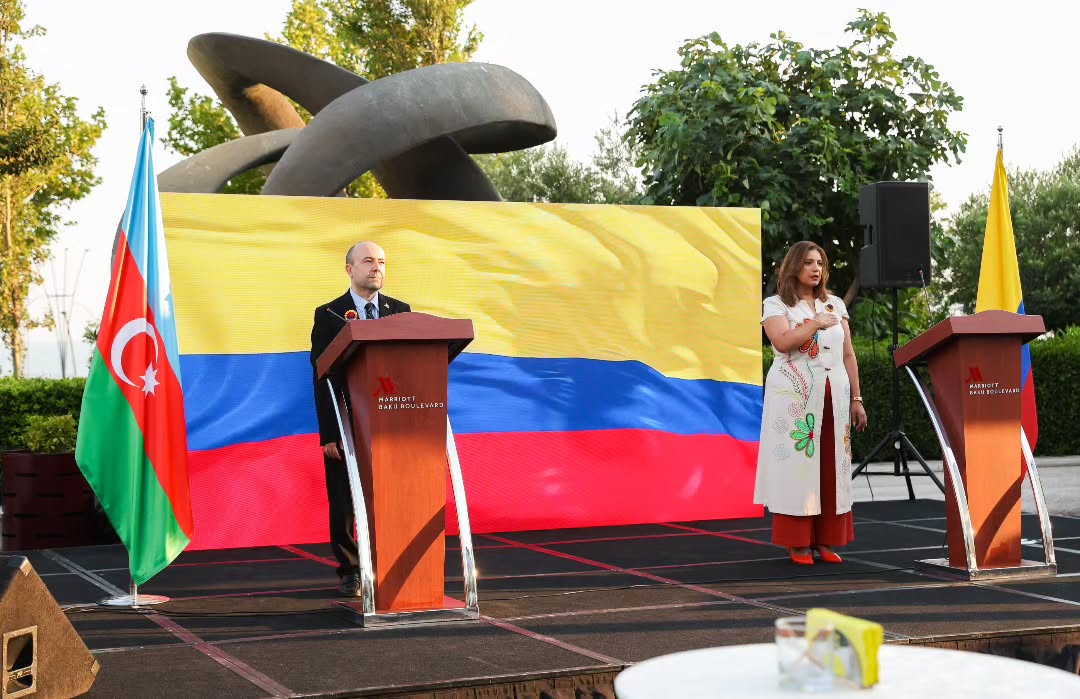 La Embajada de Colombia celebró el 216.º aniversario de la Independencia Nacional en Azerbaiyán