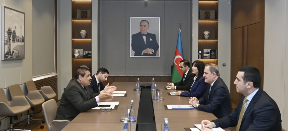 El Embajador de Colombia en Azerbaiyán se reúne con el Ministro de Relaciones Exteriores de Azerbaiyán