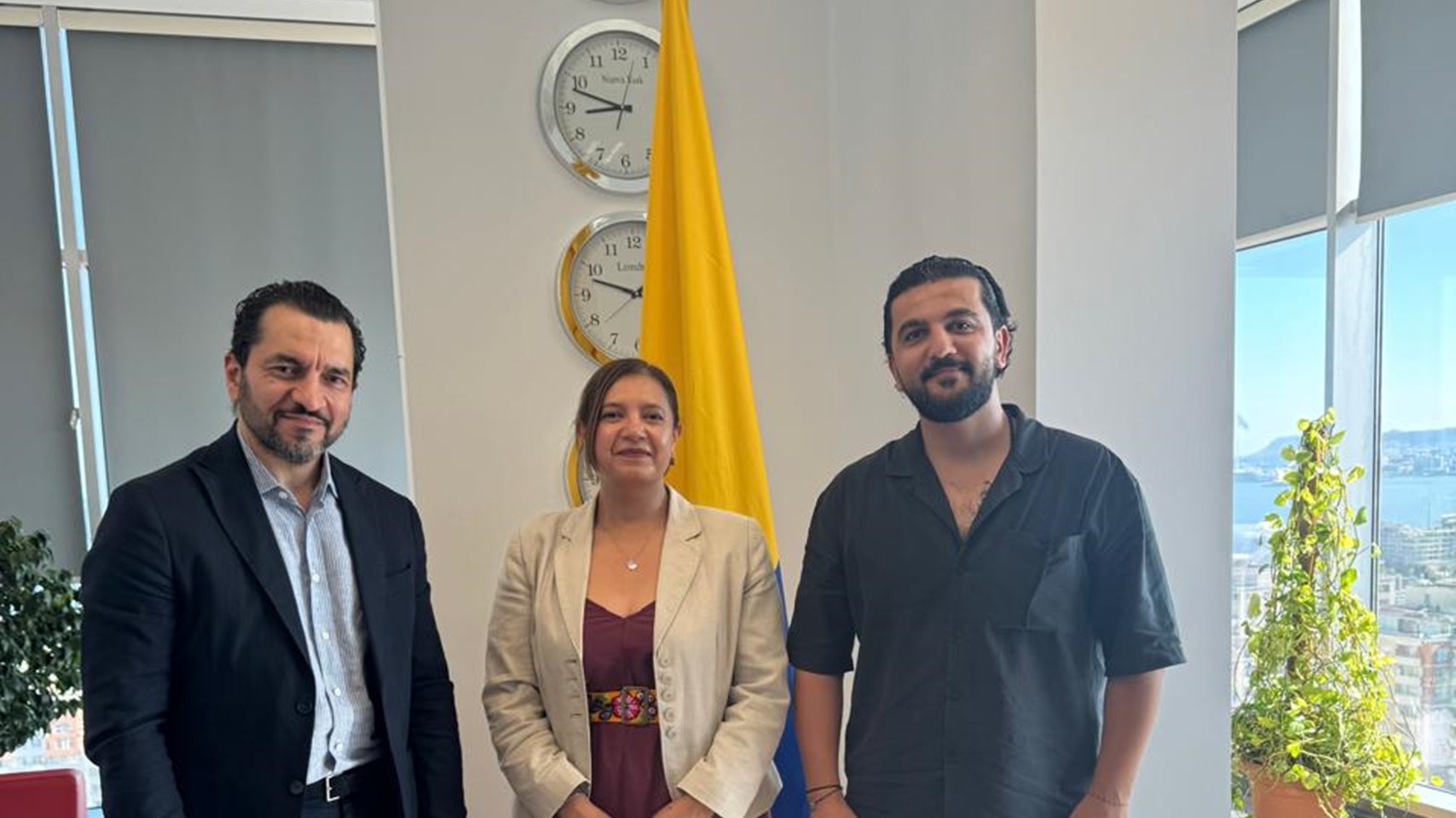Embajadora de Colombia sostuvo reunión con representantes de los sectores cafetero y turístico de Azerbaiyán para fortalecer la cooperación comercial y la promoción de Colombia
