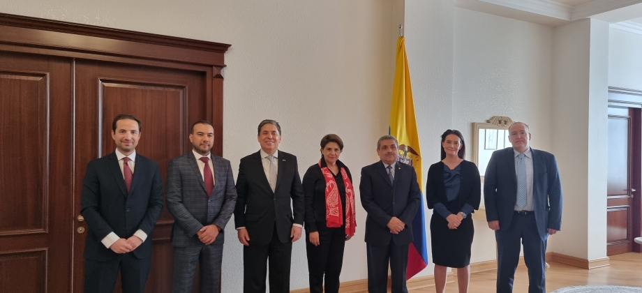 Embajador de Colombia en Azerbaiyán impulsa colaboración iberoamericana con almuerzo de trabajo en la residencia diplomática