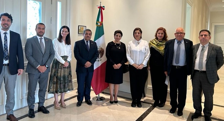 Embajador de Colombia en Azerbaiyán asiste a reunión con los embajadores de países Iberoamericanos