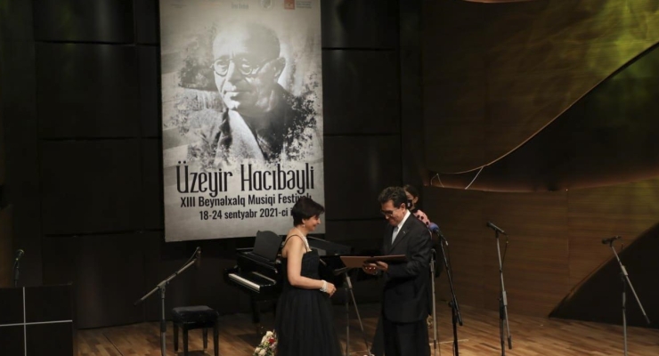 Compositor colombiano obtuvo el primer lugar en el 13° Concurso internacional de Composición Uzeyir Hajibayli de Azerbaiyán